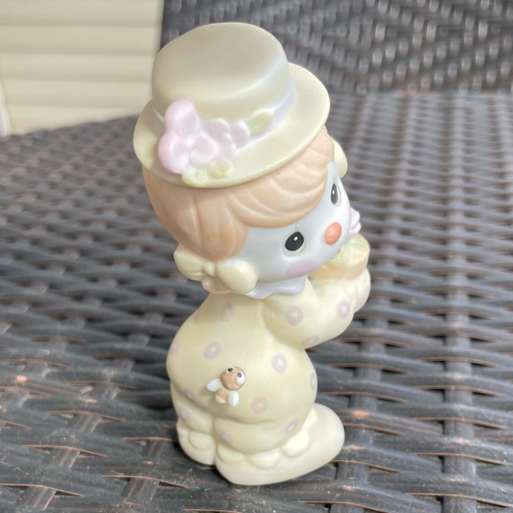 Precious Moments #12238/D” Clown Figurine (1984) - Picture 6 of 15